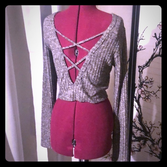 Bear Dance Sweaters - Adorable cropped sweater